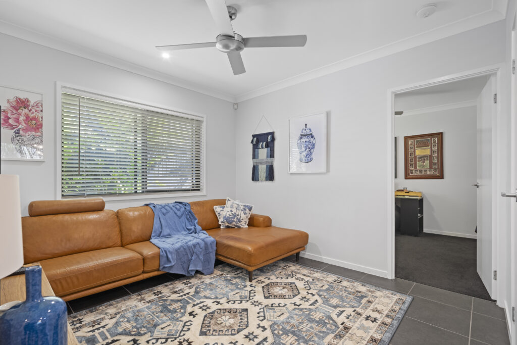 5 Foreshore Drive, Springfield Lakes, QLD 4300