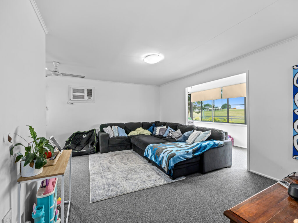128 Wildey Street, Raceview, QLD 4305