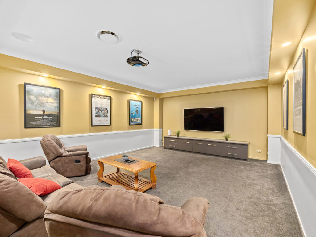 59 President Circle, Karalee, QLD 4306