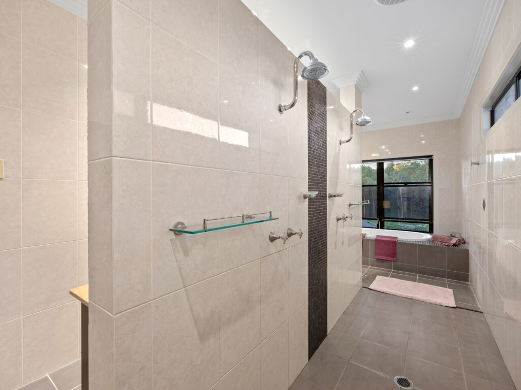 59 President Circle, Karalee, QLD 4306