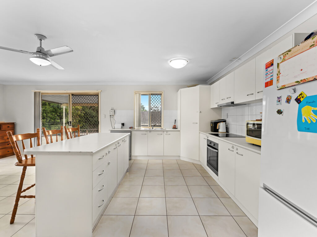 39 Chanel Court, Wulkuraka, QLD 4305