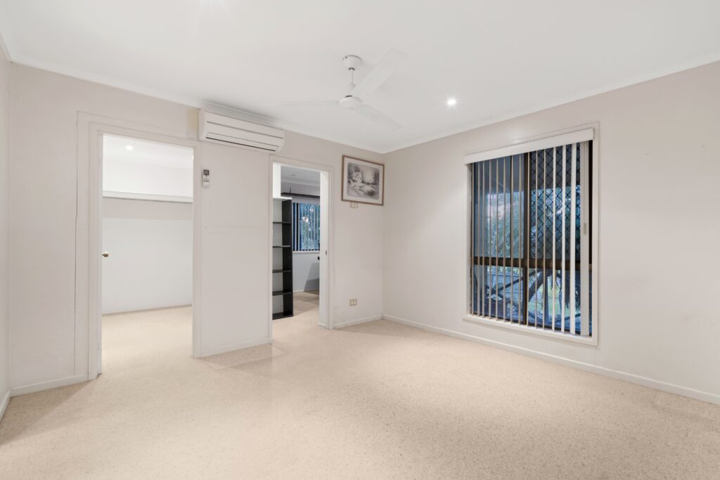 25 Jones Road, Bellbird Park, QLD 4300