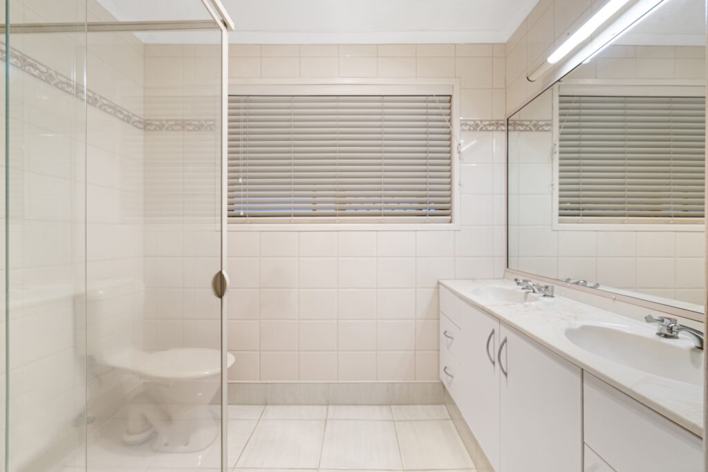 25 Jones Road, Bellbird Park, QLD 4300