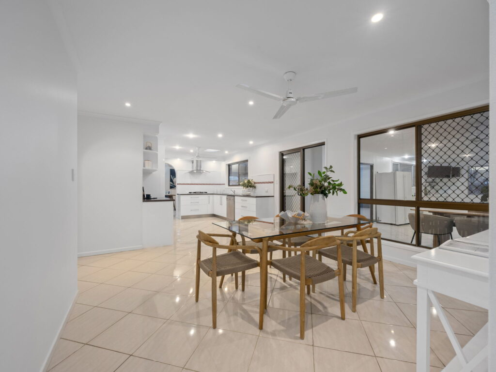 25 Jones Road, Bellbird Park, QLD 4300
