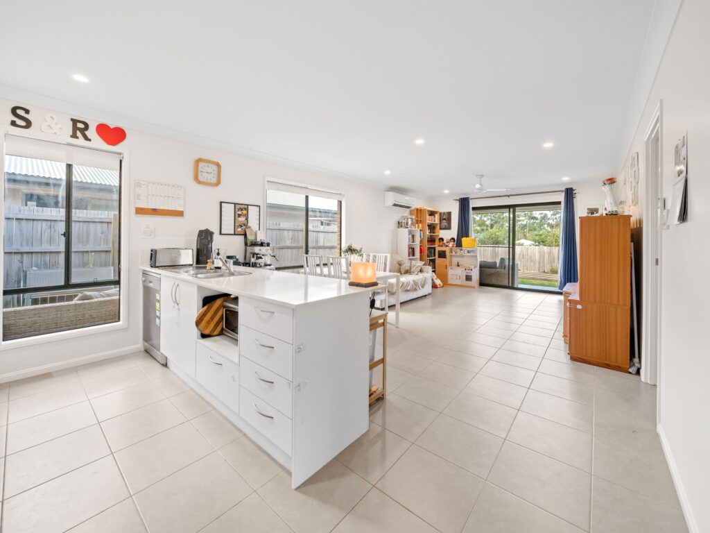 3 Morrow Street, Collingwood Park QLD 4301