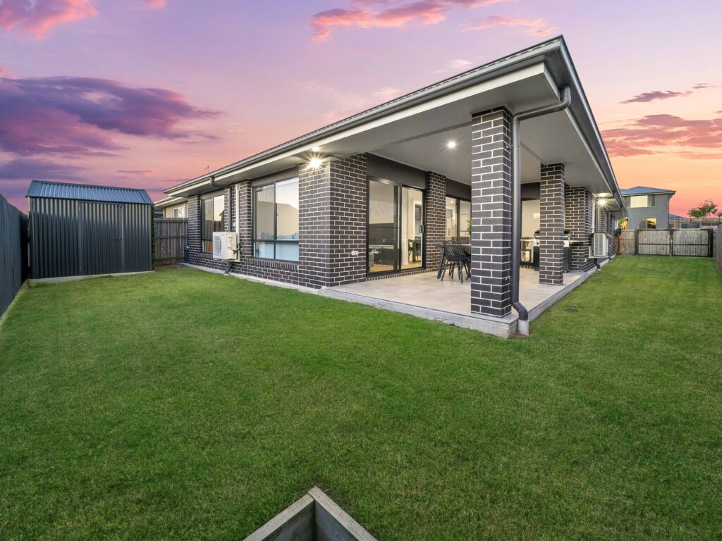 37 Blackberry Way, Ripley, QLD 4306