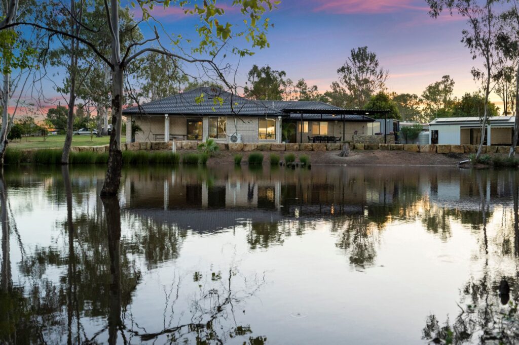 11 Brendan Court, Hatton Vale, QLD 4341