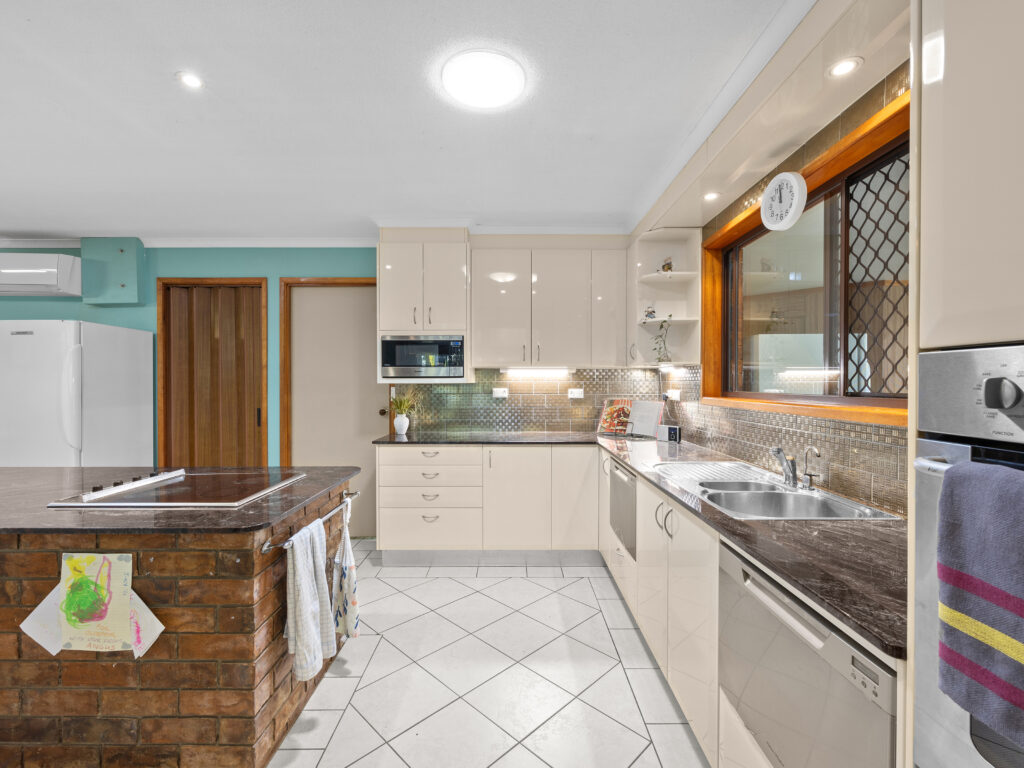 70-74 Meier Road, Camira, QLD 4300