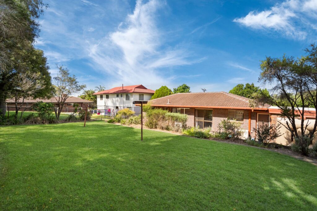 18 Bremer Street, Churchill, QLD 4305