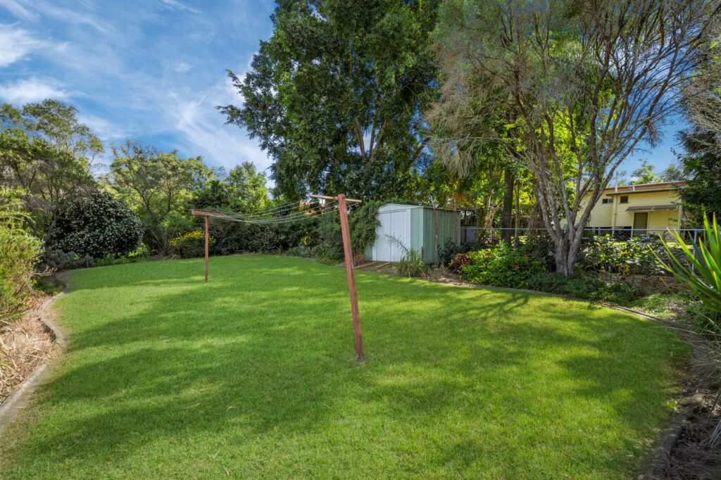 18 Bremer Street, Churchill, QLD 4305