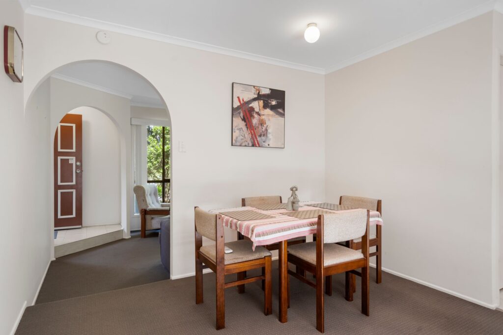 18 Bremer Street, Churchill, QLD 4305