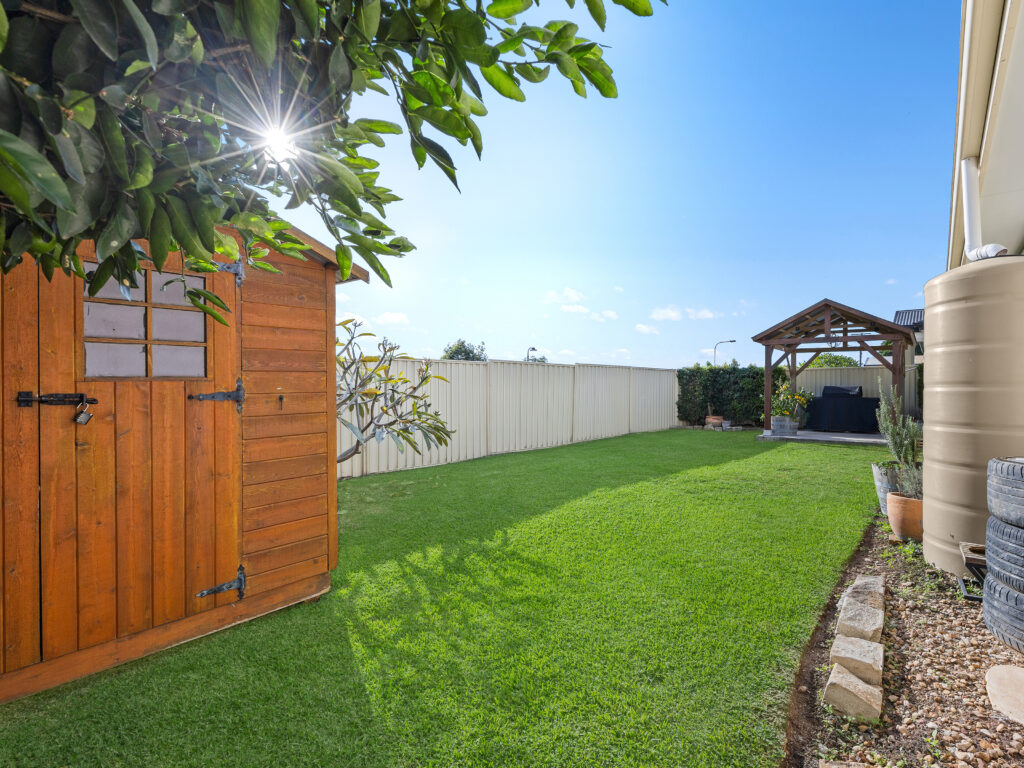 2 Lilly Court, Yamanto, QLD 4305