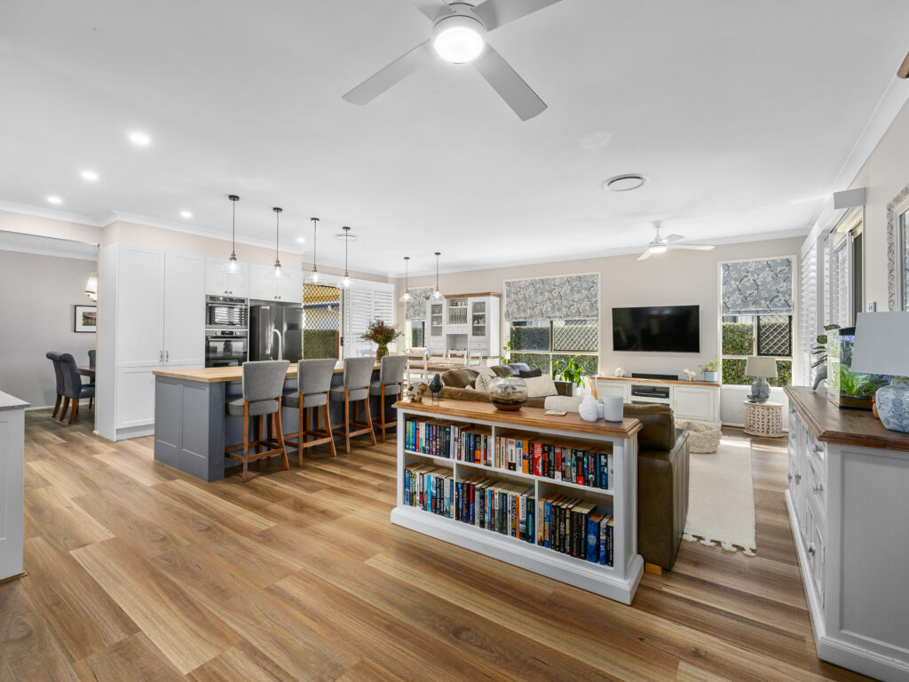 2 Lilly Court, Yamanto, QLD 4305