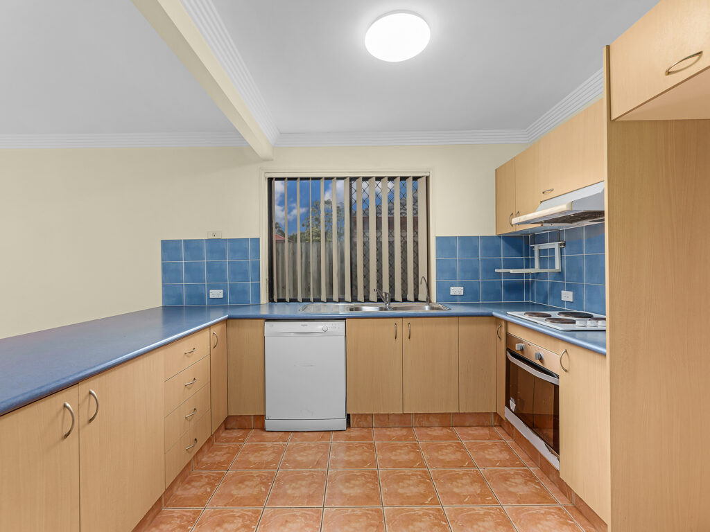 5 Anatini Place, Forest Lake, QLD 4078