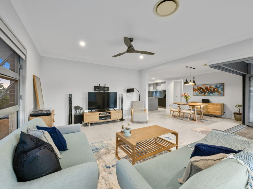 25 Conte Circuit, Augustine Heights, QLD 4300