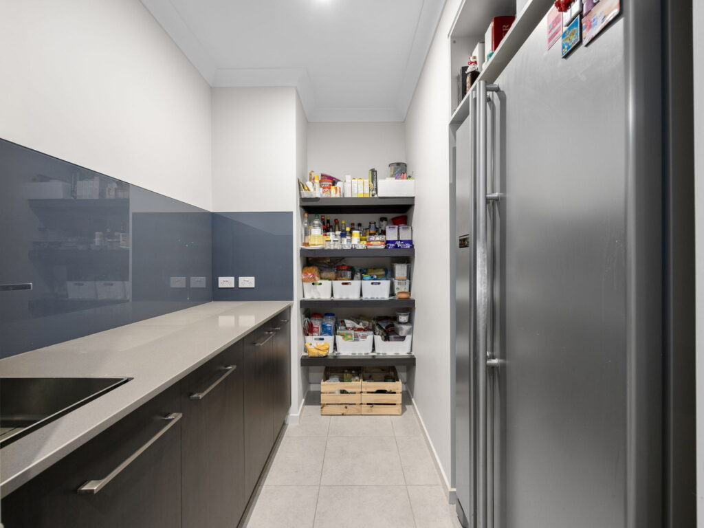 25 Conte Circuit, Augustine Heights, QLD 4300