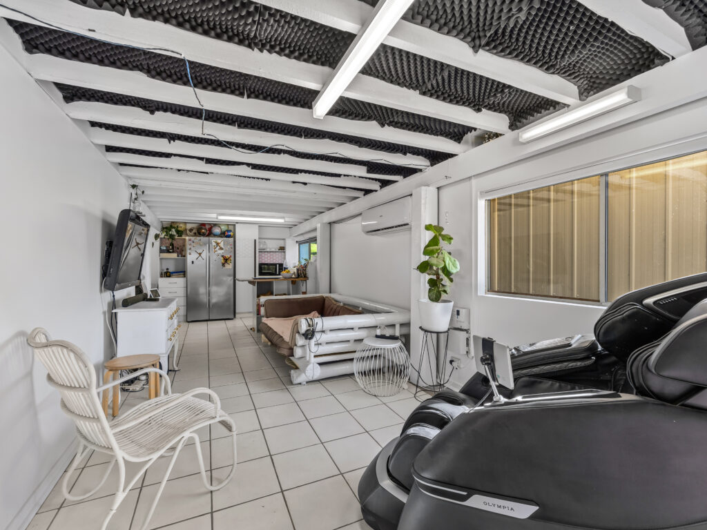 21 Frawley Drive, Redbank Plains, QLD 4301