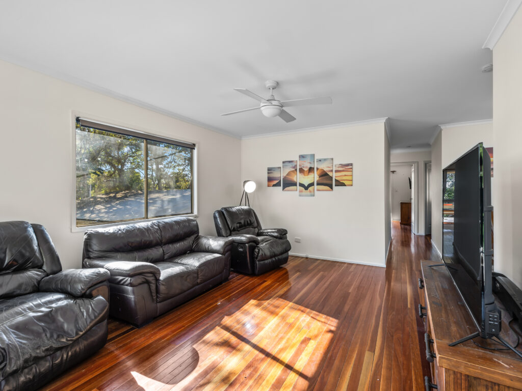 21 Frawley Drive, Redbank Plains, QLD 4301