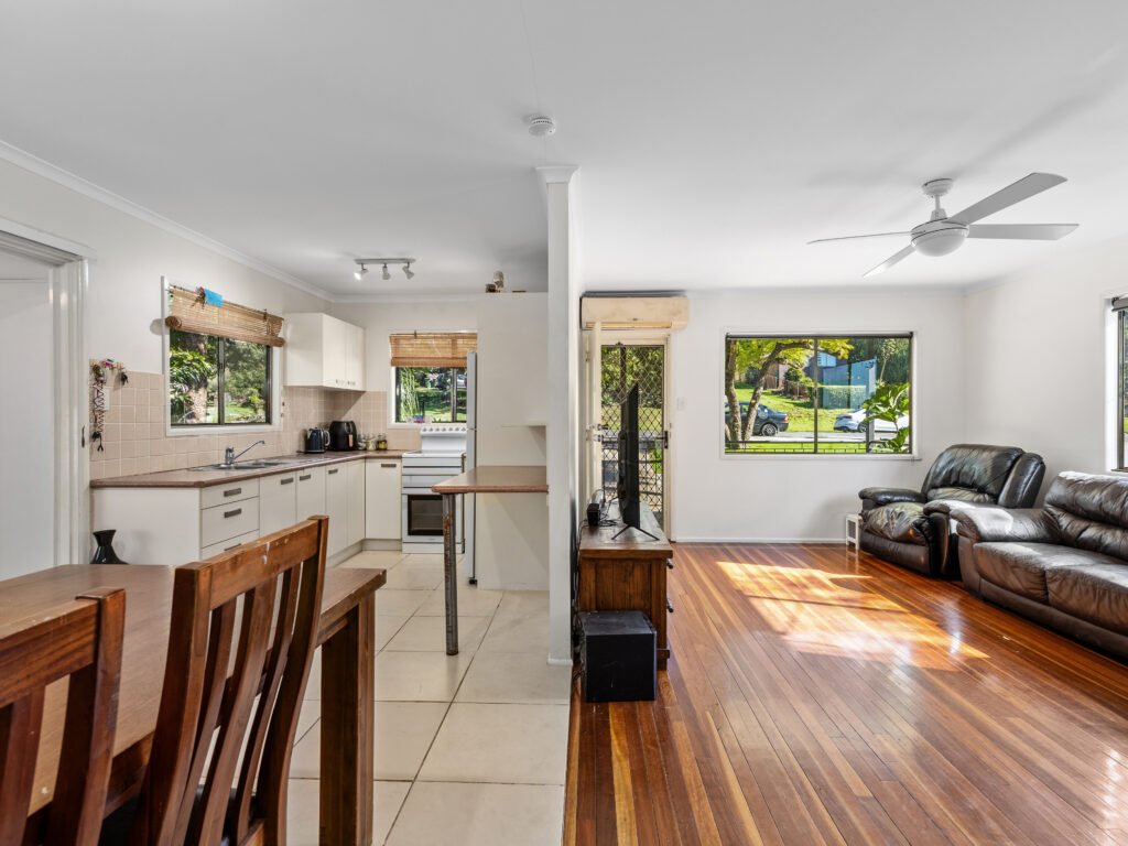 21 Frawley Drive, Redbank Plains, QLD 4301
