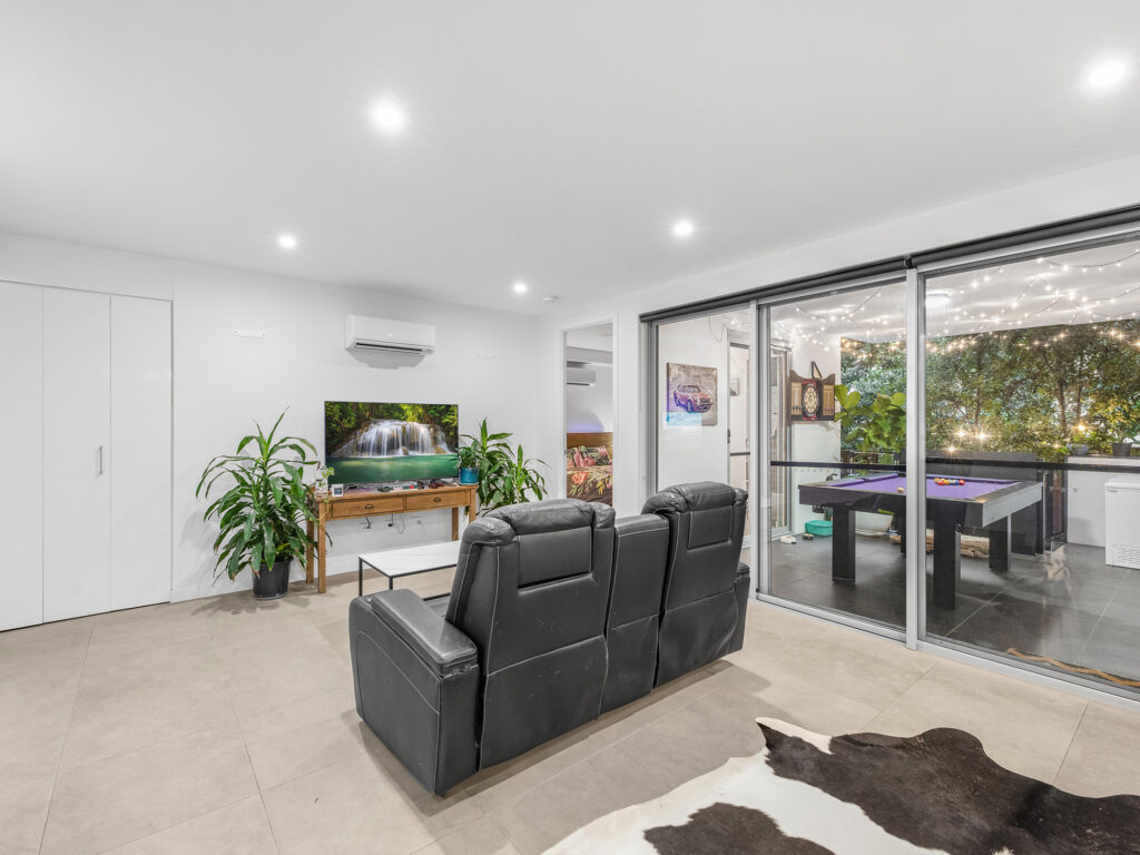 215/38 Latimer Street, Holland Park, QLD 4121