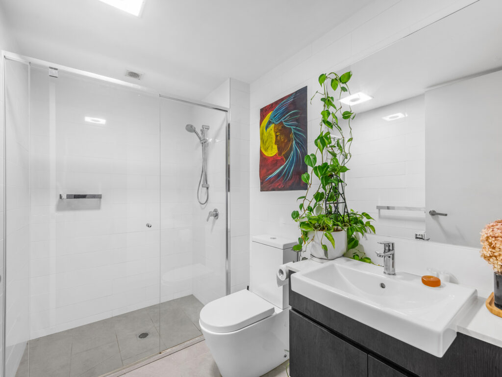 215/38 Latimer Street, Holland Park, QLD 4121