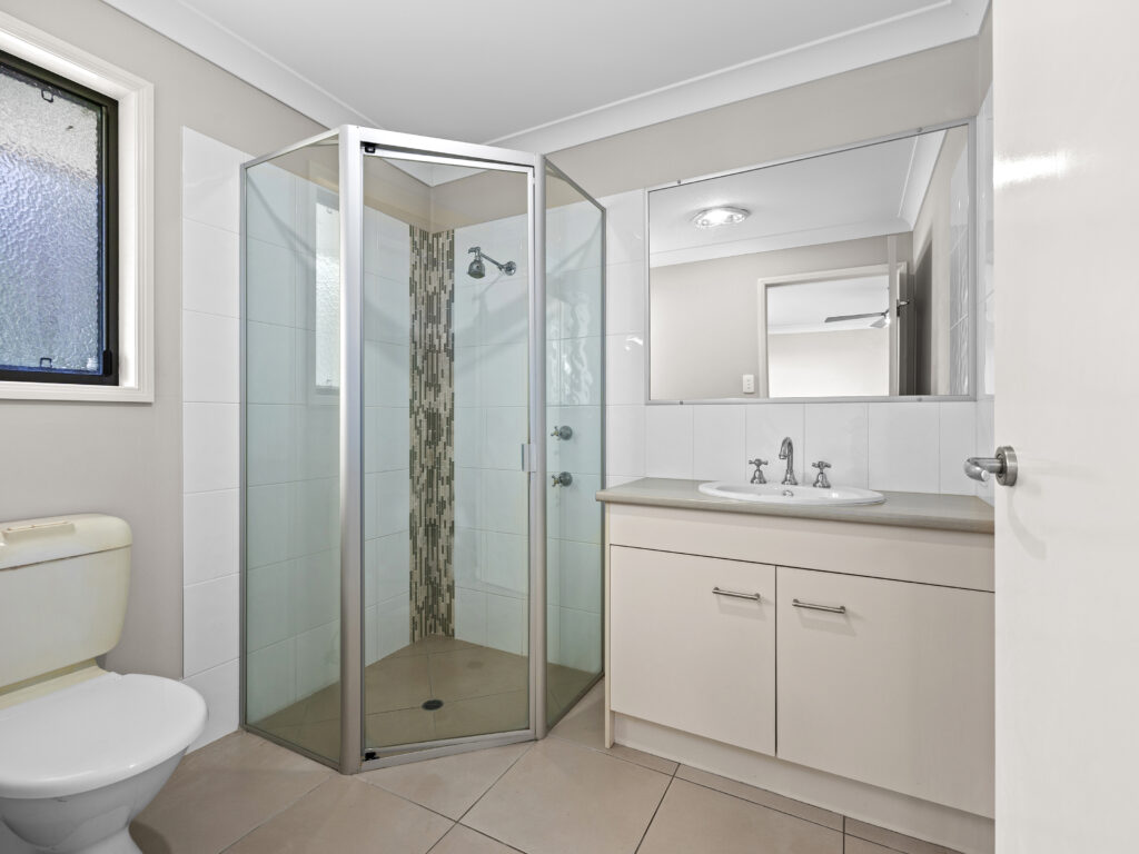 13 Piccadilly Court, Deebing Heights, QLD 4306