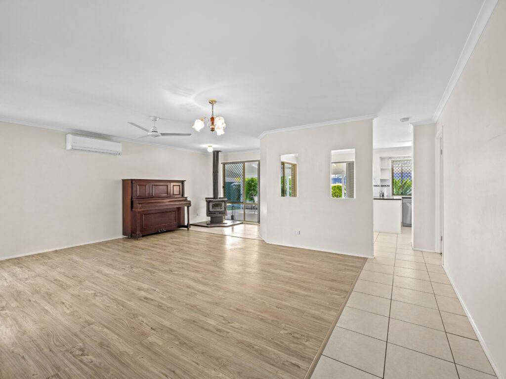 34 Mustang Street, Yamanto, QLD 4305