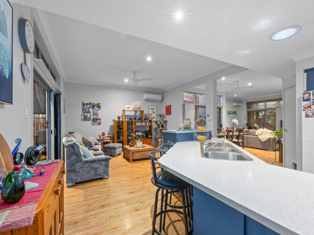 58 Nullarbor Circuit, Forest Lake, QLD 4078