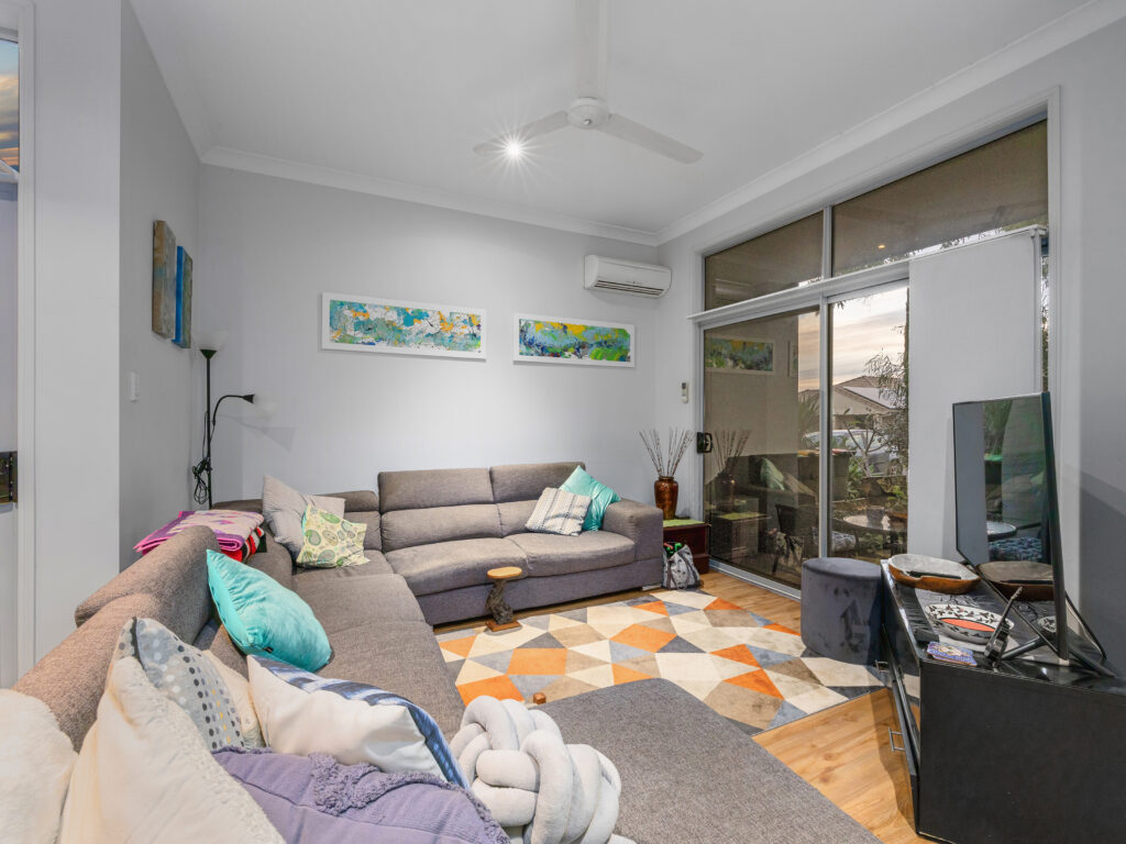 58 Nullarbor Circuit, Forest Lake, QLD 4078