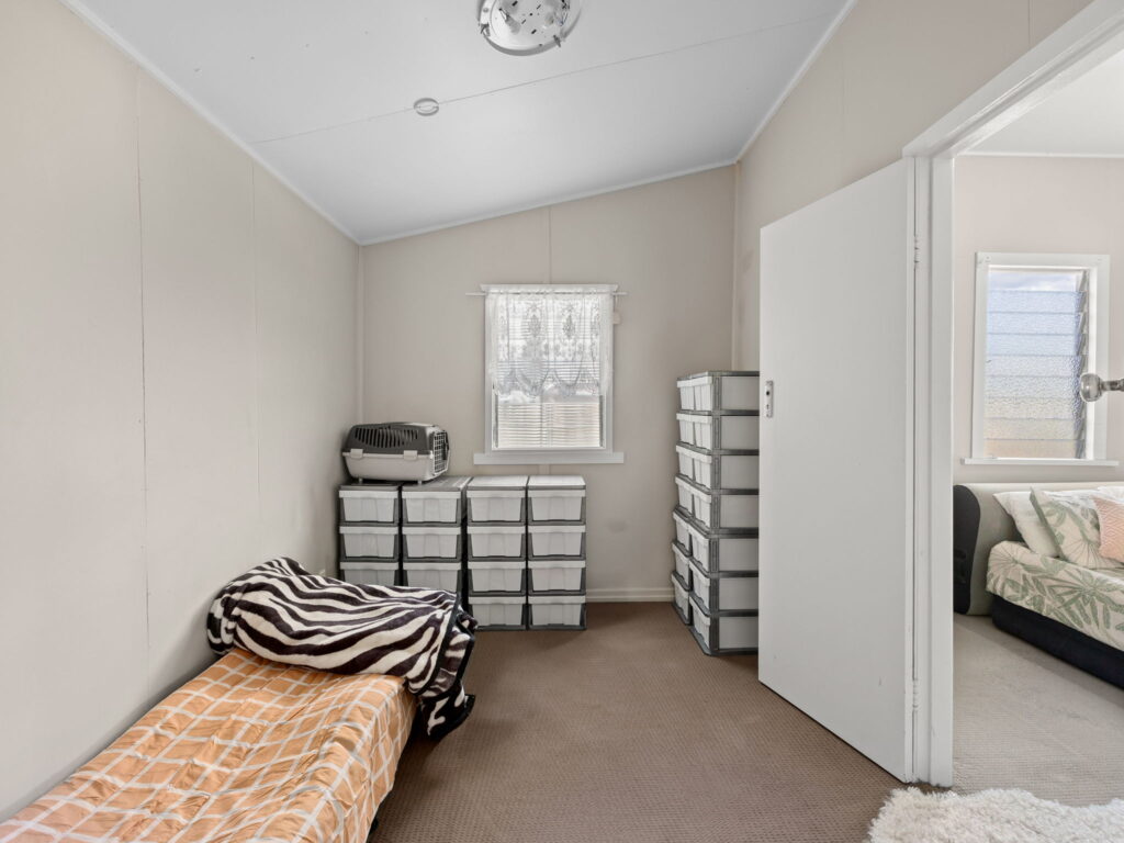 4 Eastwood Street, North Ipswich, QLD 4305