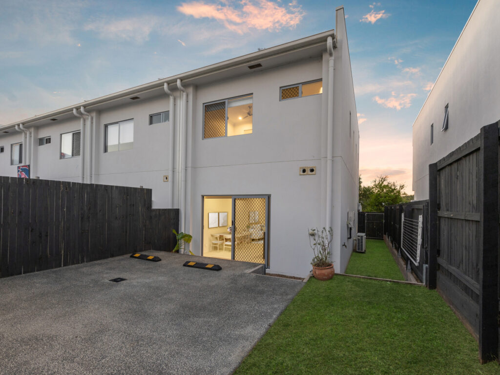80 Joy Chambers Circuit, Ripley, QLD 4306