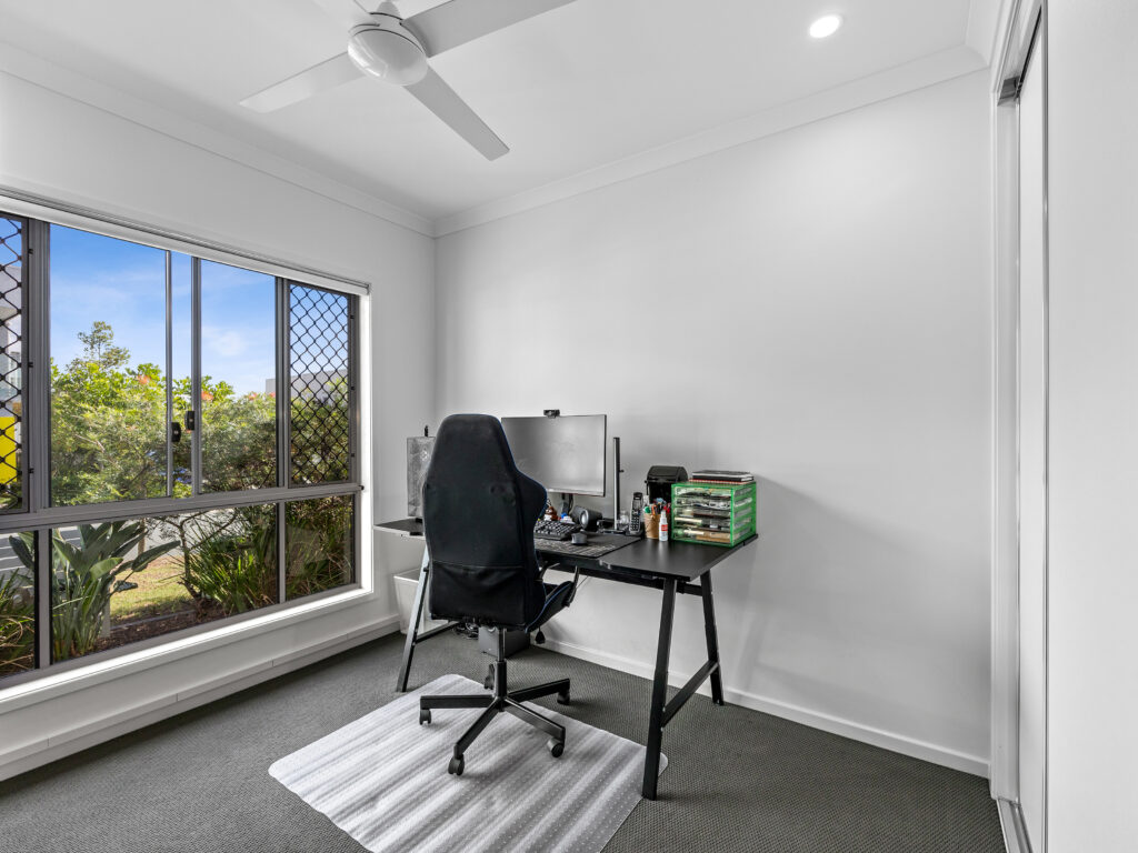 5 Mclean Street, Ripley, QLD 4306