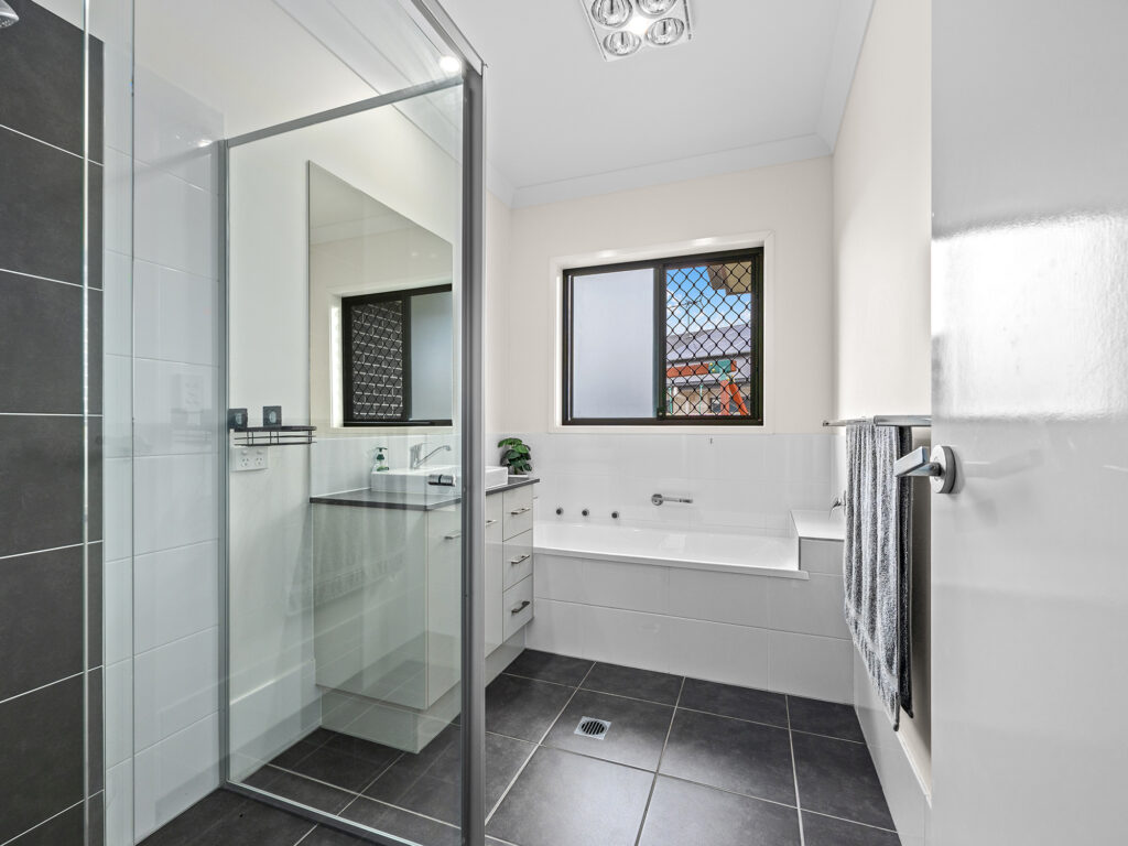 41 Henbury Street, South Ripley, QLD 4306