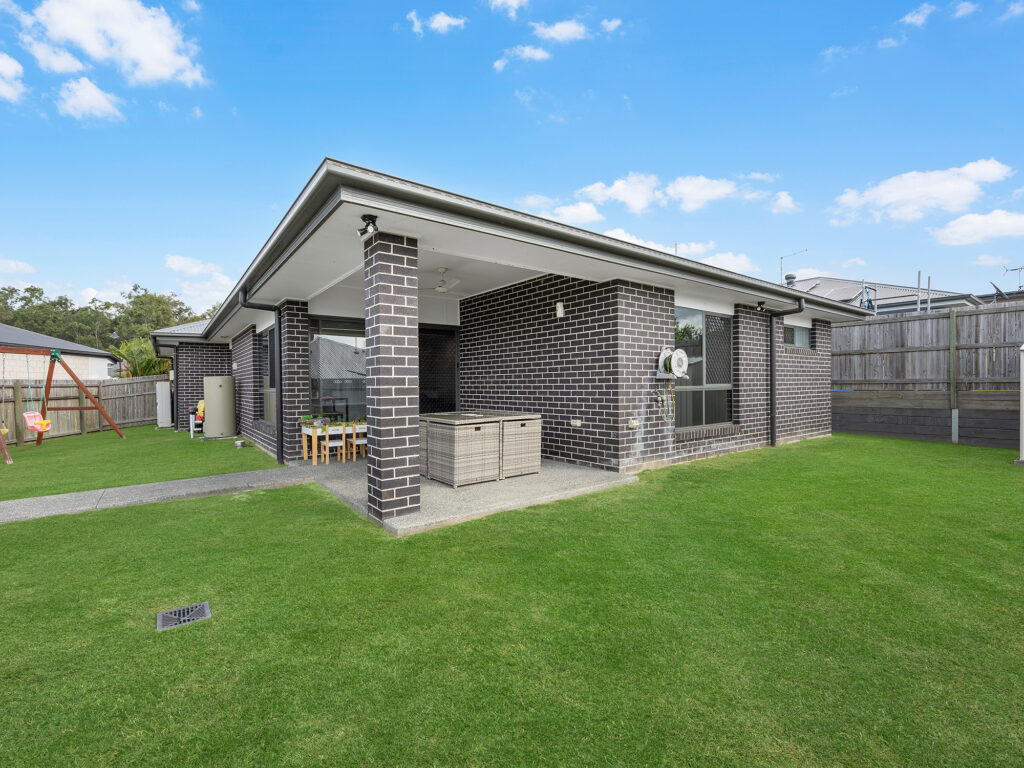 41 Henbury Street, South Ripley, QLD 4306