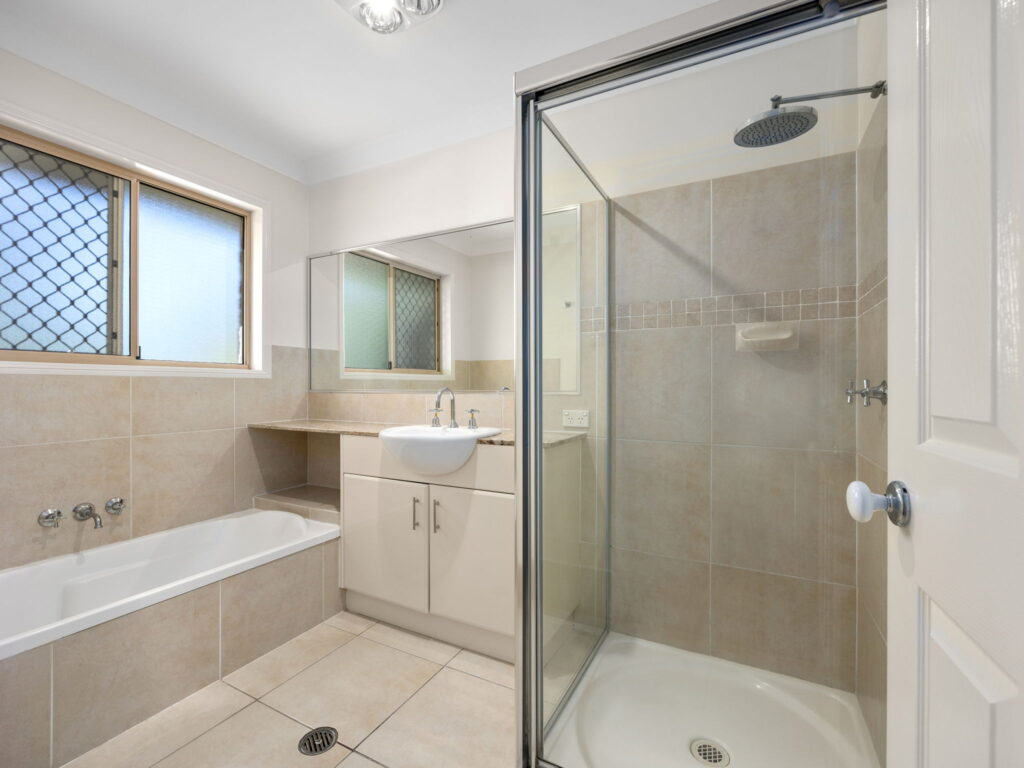 85 Chalk Street, Wulkuraka, QLD 4305