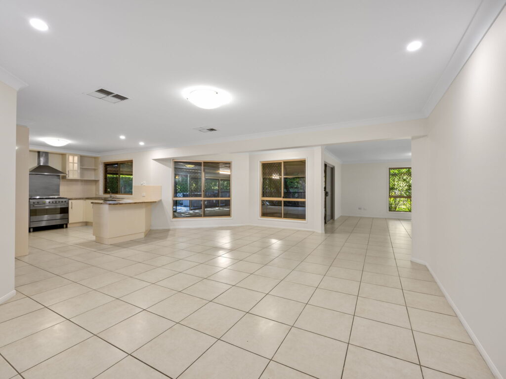 85 Chalk Street, Wulkuraka, QLD 4305