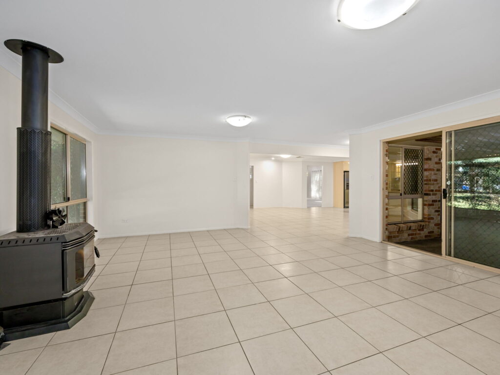 85 Chalk Street, Wulkuraka, QLD 4305