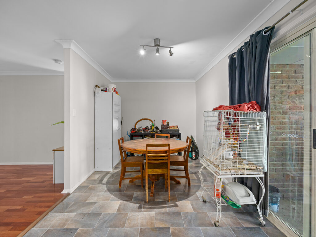 11 Burns Street, Fernvale, QLD 4306