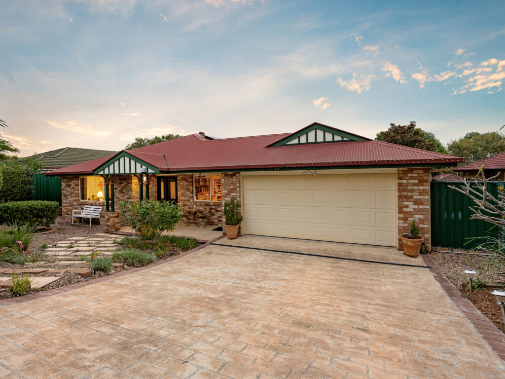21 Killarney Street, Forest Lake, QLD 4078