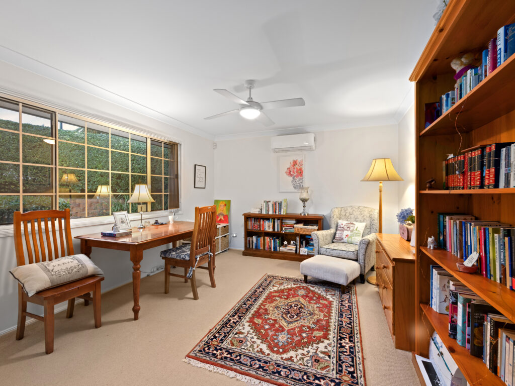 21 Killarney Street, Forest Lake, QLD 4078