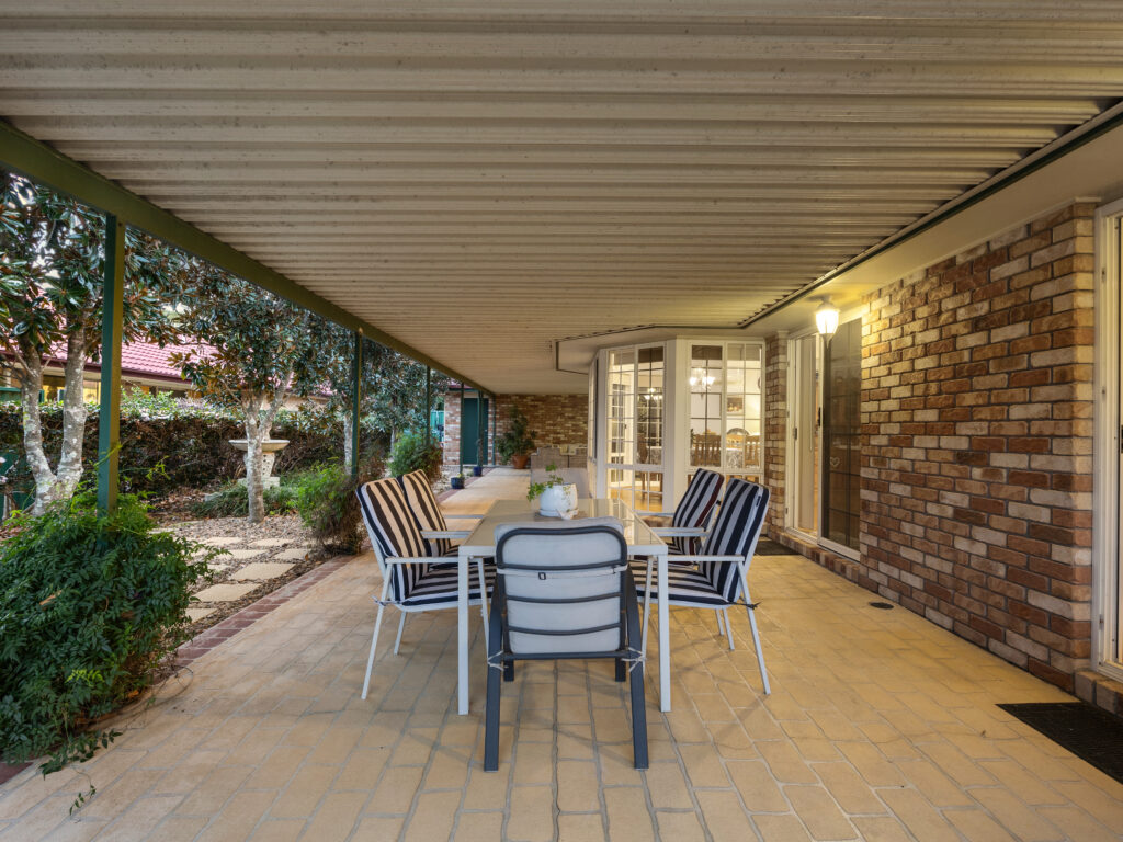 21 Killarney Street, Forest Lake, QLD 4078