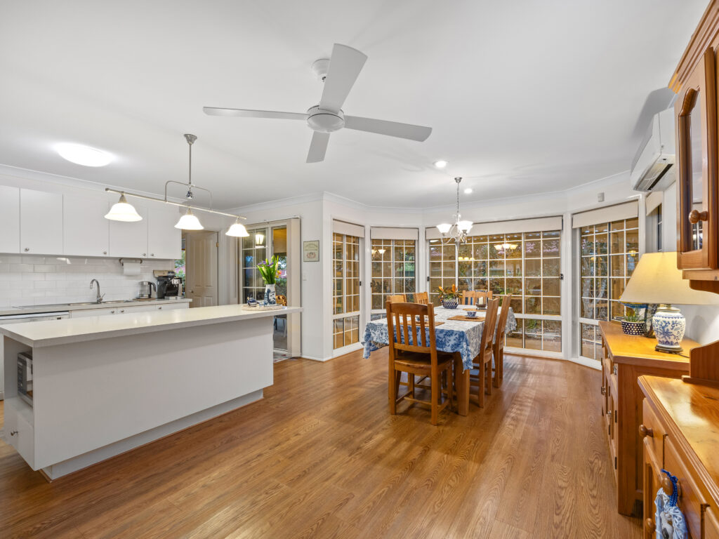 21 Killarney Street, Forest Lake, QLD 4078
