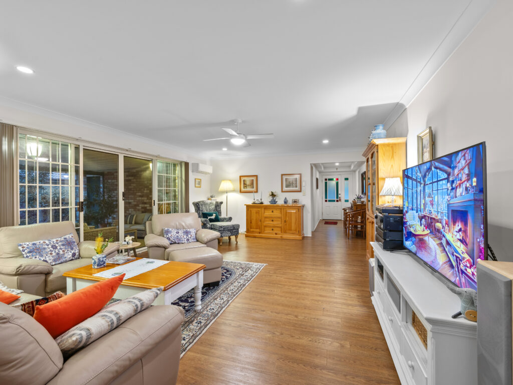 21 Killarney Street, Forest Lake, QLD 4078
