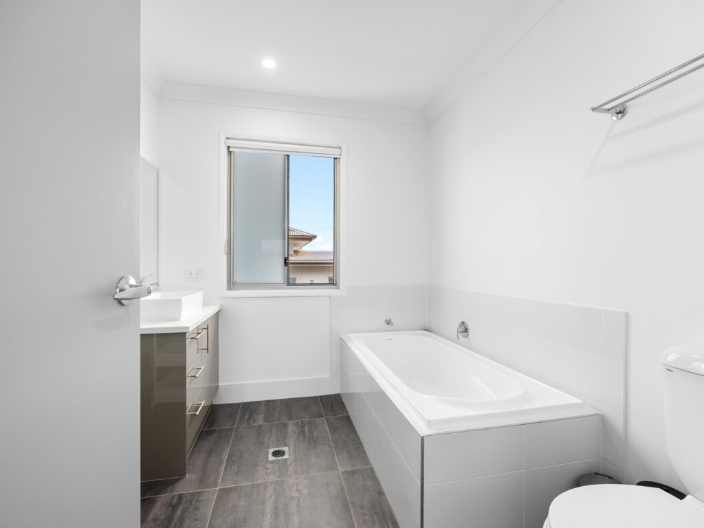 69/70 Willow Road, Redbank Plains, QLD 4301