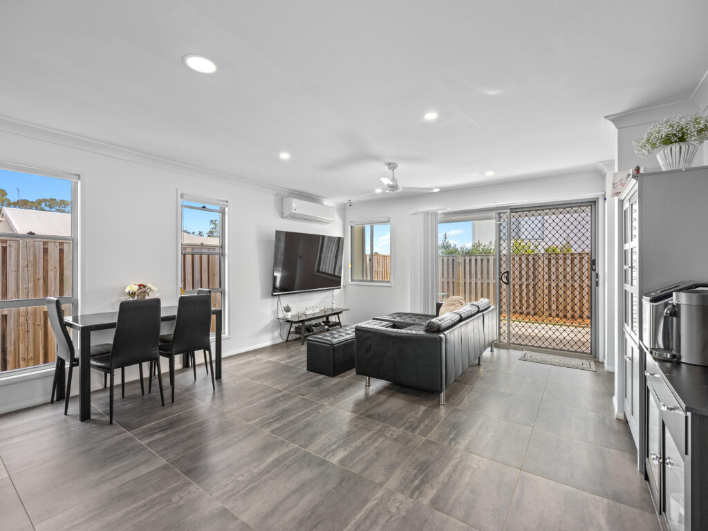 69/70 Willow Road, Redbank Plains, QLD 4301