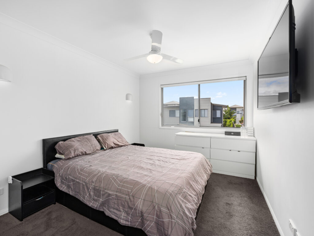 69/70 Willow Road, Redbank Plains, QLD 4301