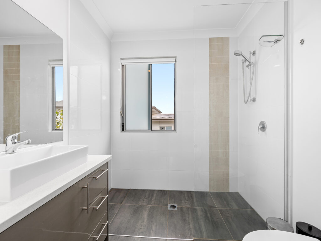 69/70 Willow Road, Redbank Plains, QLD 4301