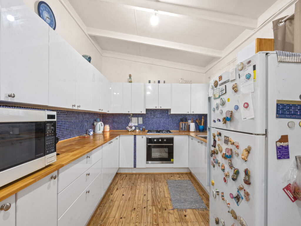 1 Christine Street, North Booval, QLD 4304