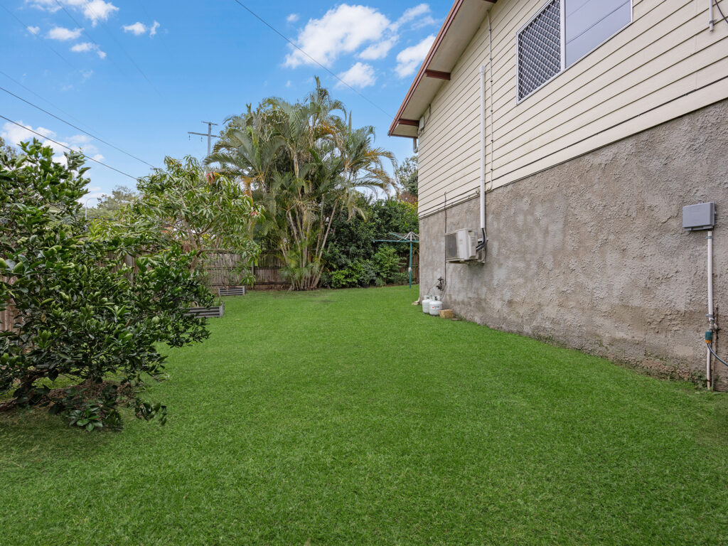 2 Frawley Drive, Redbank Plains, QLD 4301