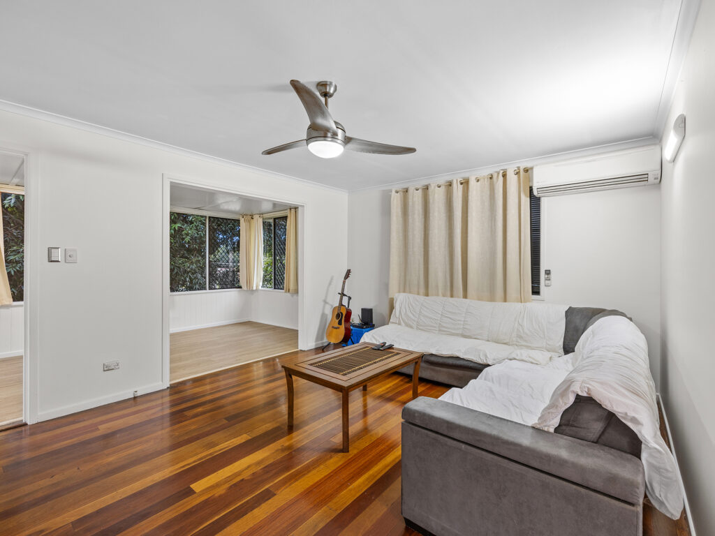 2 Frawley Drive, Redbank Plains, QLD 4301